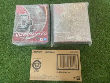 미개봉 새상품 S.H.Figuarts 울트라맨 레오 아스트라 망토 세트