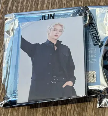 SEVENTEEN 세븐틴 세부치 JUN 준 미니 파우치