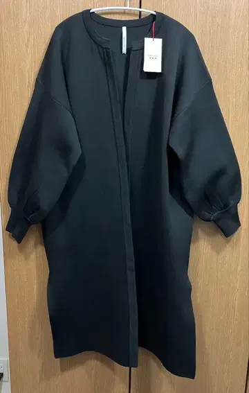 디니테코리에 가디건 코트