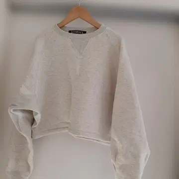 Haversack 크롭 맨투맨