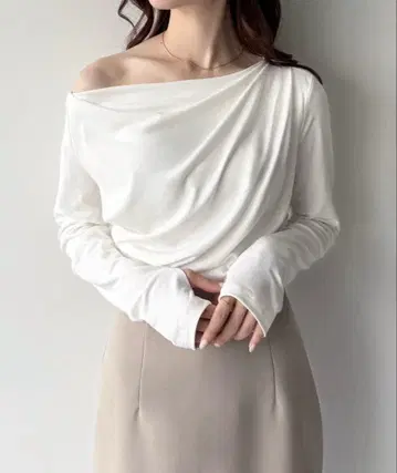 mipiarl 얇은 소재 드레이프 상의