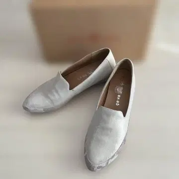 cava cava 사바사바 실버 슬립온 플랫슈즈 25cm