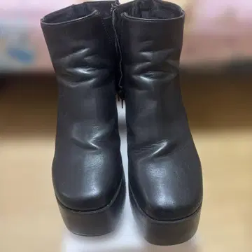 블랙 플랫폼 부츠