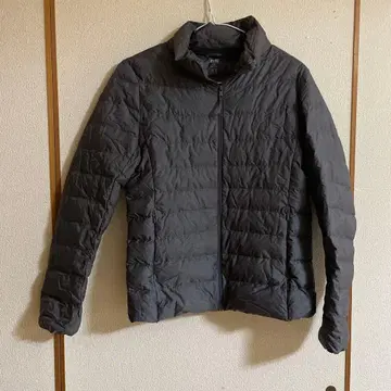 UNIQLO 울트라 라이트 다운 M 다크 그레이