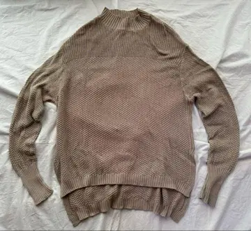 베이지 뜨개질 디자인 긴팔 니트 스웨터