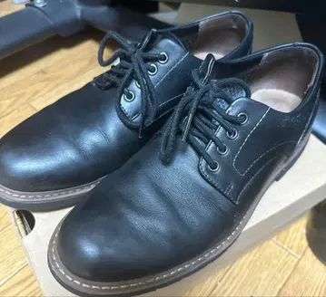 Clarks 클락스/바트콤홀 가죽 신발 왈라비
