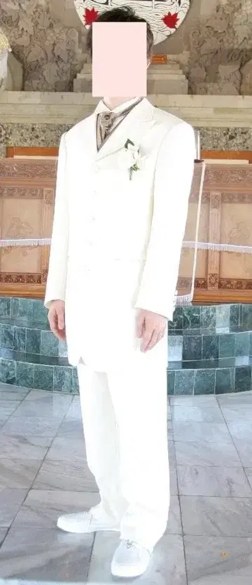 신랑 턱시도 M 사이즈 중고 남성용 웨딩 수트