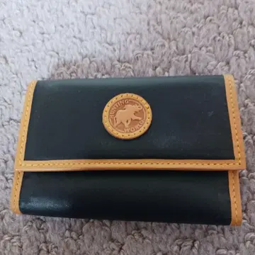 HUNTING WORLD 키케이스 바츄