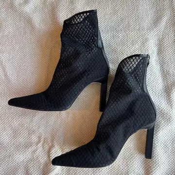 ZARA 메쉬 부츠 블랙 38 사이즈