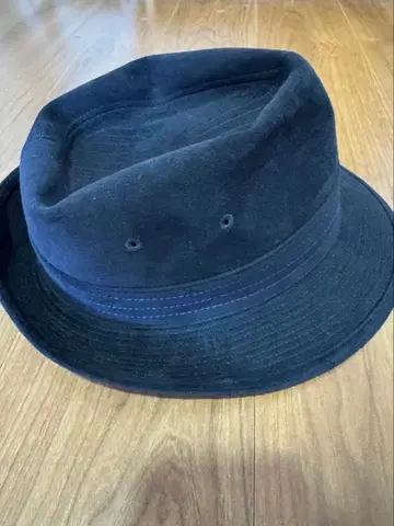 아쿠아 스큐텀 햇 미사용 택 포함