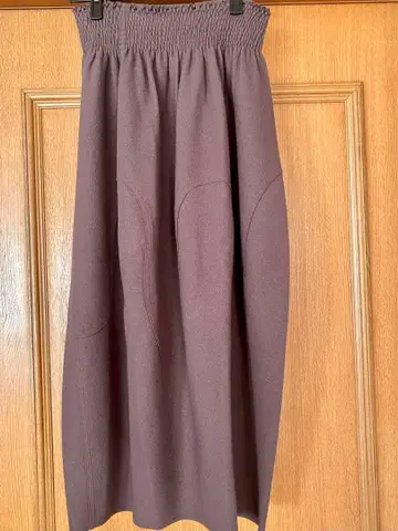 요건 레일 울 100 벌룬 스커트