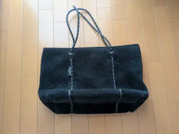 willow bay 블랙 토트백