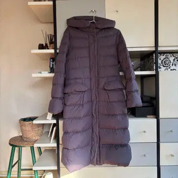 유니클로 +J 울트라 라이트 다운 후디드 코트 M 퍼플