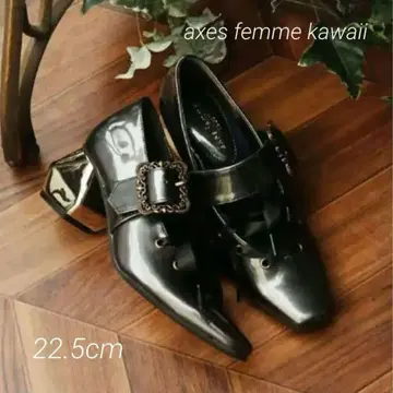 택 포함 새상품 엑시즈팜 카와이 버클 디자인 펌프스