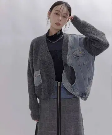 새상품 이번 시즌 에이미 로우 데님 도킹 니트 가디건 차콜 그레이