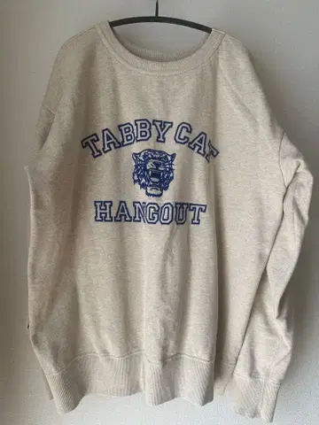 [ 새상품급 ] TABBY CAT HANGOUT 맨투맨