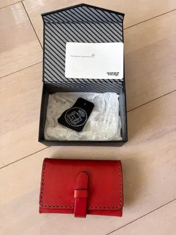 HERZ 가죽 명함지갑 레드