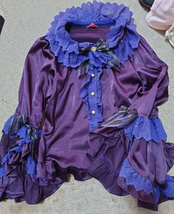 네이비 블라우스