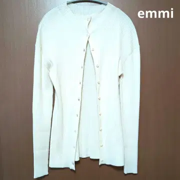 emmi 아이보리 긴팔 가디건