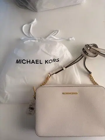 가격 인하! MICHAEL KORS LT CREAM 크로스 바디백