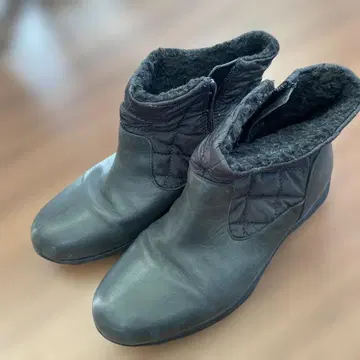 미즈노 부츠 여성용 23