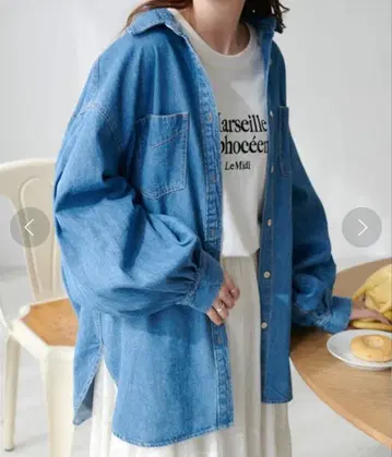 DISCOAT 소매 볼륨 빅 데님 셔츠 색스 블루