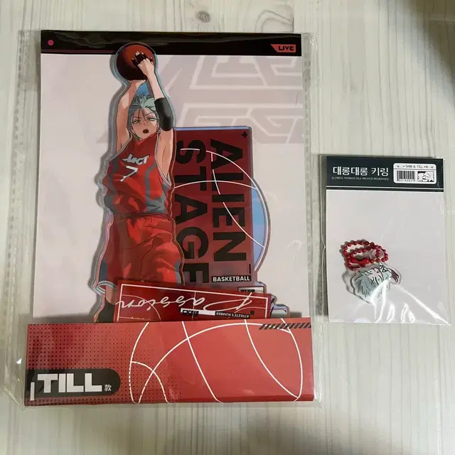 에일리언 스테이지 스포츠 팝업 아크릴 스탠드, 키링 일괄