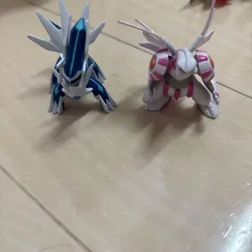 실바리오&화이트실바리오 피규어 세트