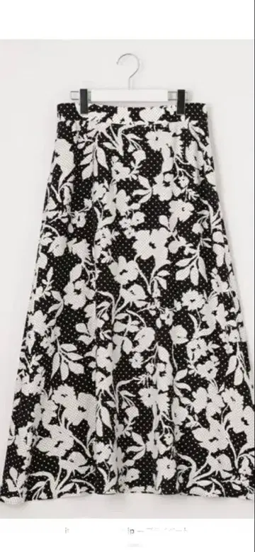 자유구 [세탁 가능] 롱 스커트 꽃무늬