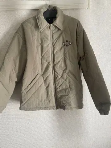 베이지 퀼팅 자켓