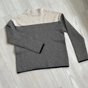 디노스 마 100% 캐시미어 니트