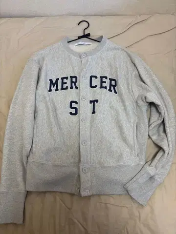 프레임워크 로고 맨투맨 가디건