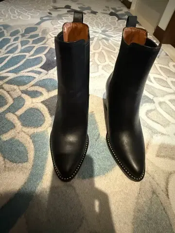 블랙 가죽 사이드 고어 부츠