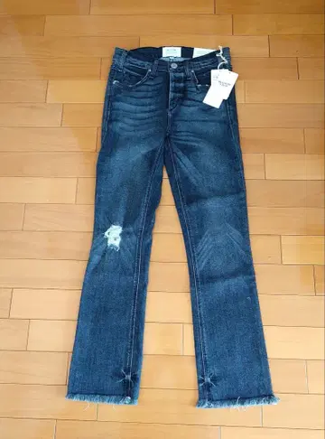 새상품 두지엠 클라세 MCGUIRE 데미지 스트레이트 데님 26