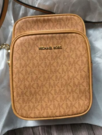 새상품 MICHAEL KORS 마이클코어스 숄더백