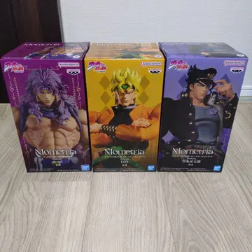 Mometria 죠죠의 기묘한 모험 카즈 쿠죠 죠타로 DIO