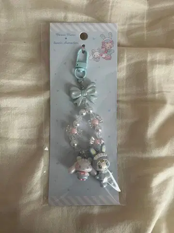 메조피아노 산리오 콜라보 시나몬 블루베리 키링