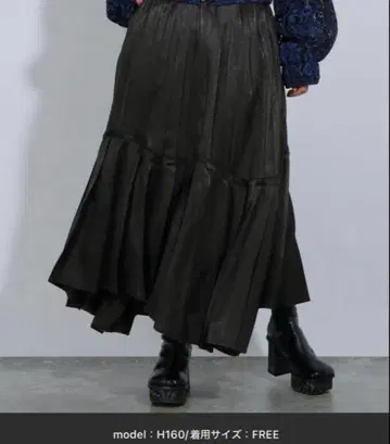 HARE 러스터 랜덤 플리츠 스커트 블랙