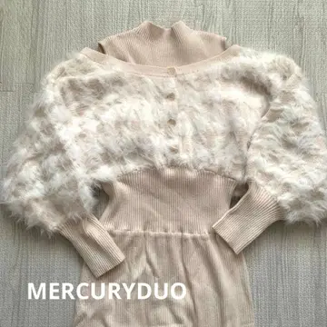 머큐리 듀오 베이지 니트 원피스 하운드투스 체크 패턴