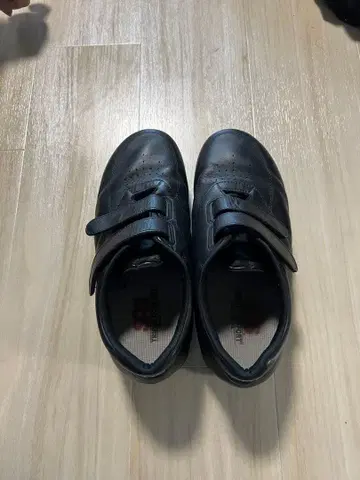 SAS 컴포트 스니커즈 USA 제조