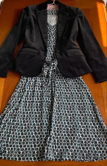 [코디 판매] 깔끔한 여성용 M