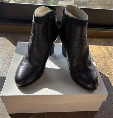 FABIO RUSCONI 파비오 루스코니 블랙 가죽 앵클부츠 38