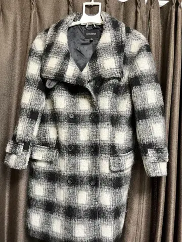 BANANA REPUBLIC 체크 무늬 코트 M 사이즈