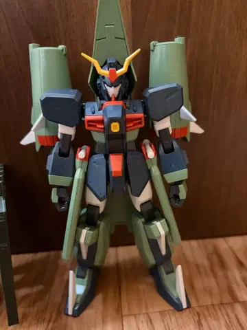 1/100 카오스 정크 건담 프라모델