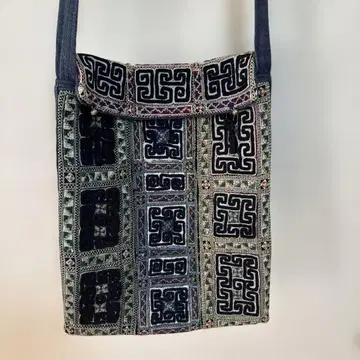 자수 디자인 숄더백 베트남