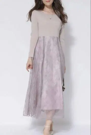 아푸와이저 리셰 여리여리 레이스 도킹 니트 원피스