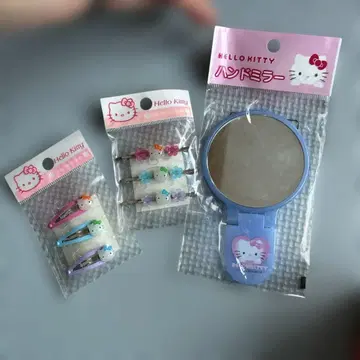 헬로키티 핸드 거울과 헤어 클립 세트