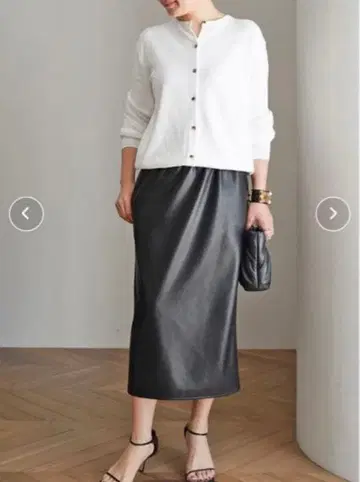 두지엠 클라세 Faux Leather Skirt