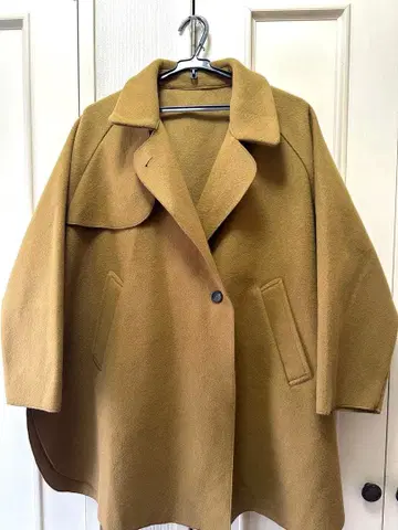 새상품급 카멜색 울 혼방 판초