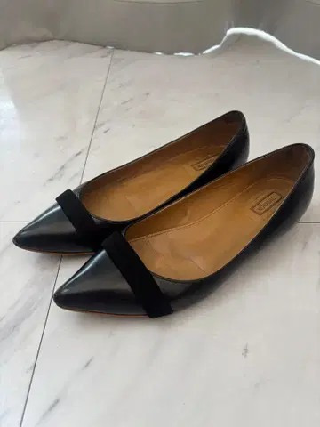 블랙 가죽 스틸레토 펌프스 CHEMNUR